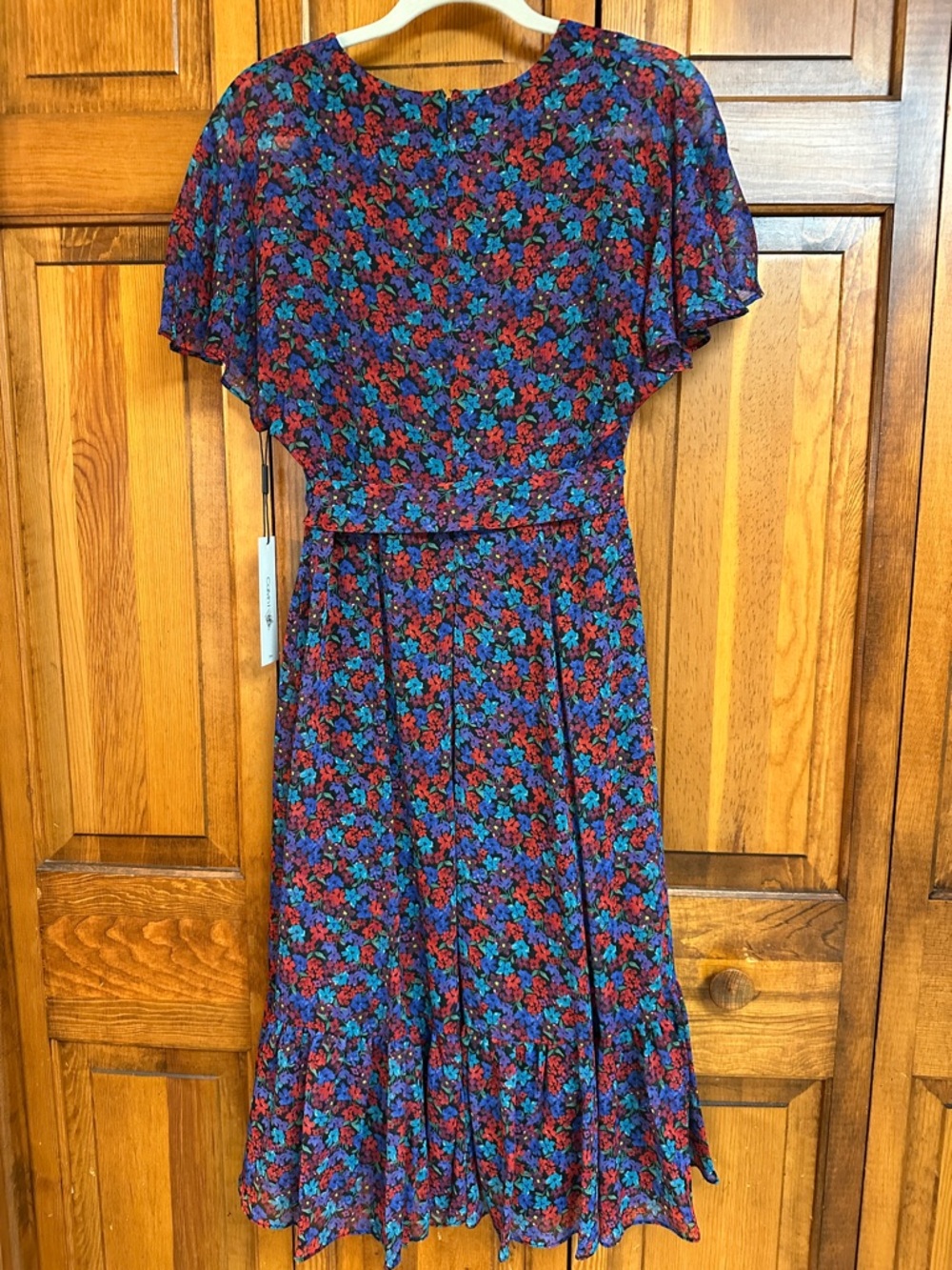 Calvin Klein Flutter Sleeve Midi Ditsy Floral Dress NWT Size 4 - Picture 3 of 9